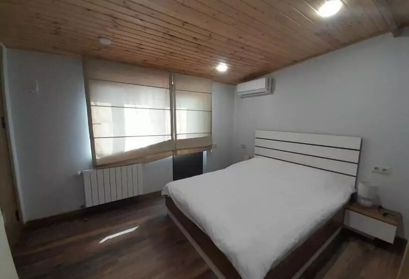 هتل Aragvi