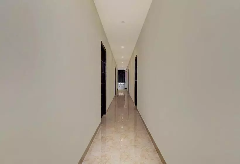 ホテル Collection O S. M. Village Residency, Near Dsr Elixir, Bidare Agrahara