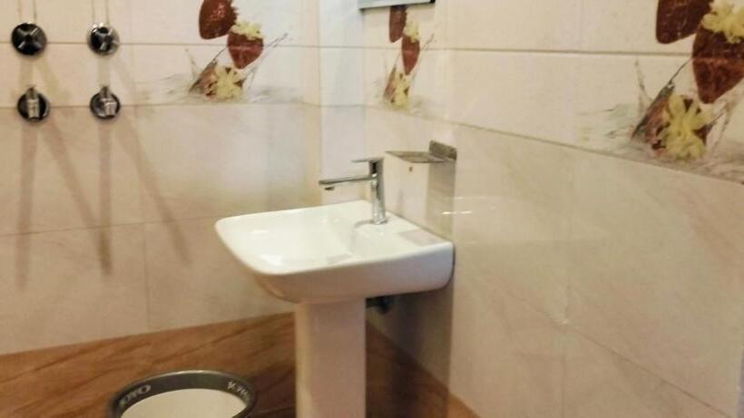 בית מלון כפרי Kgf