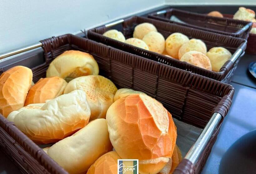 ホテル Oscar Econômico Porteirinha