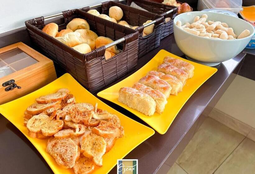 ホテル Oscar Econômico Porteirinha