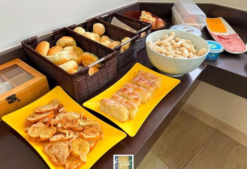 ホテル Oscar Econômico Porteirinha