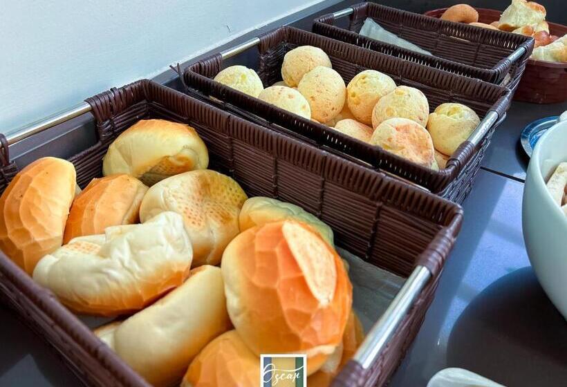 ホテル Oscar Econômico Porteirinha