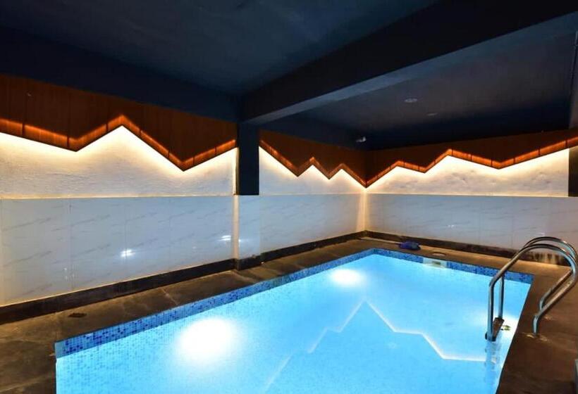 Отель Angan Udaipur