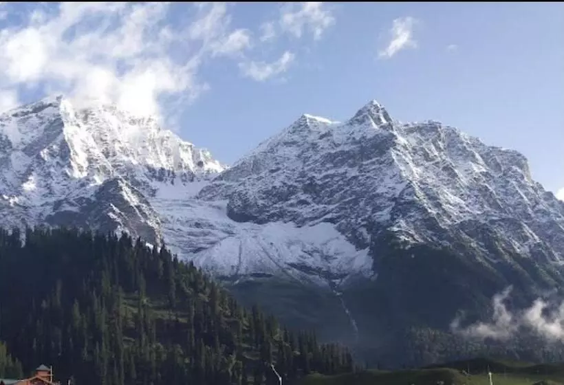 ホテル Scenery sonmarg 