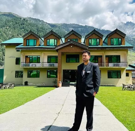 ホテル Scenery sonmarg 