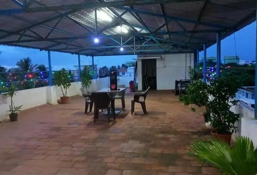 Hotelli Visha Park International