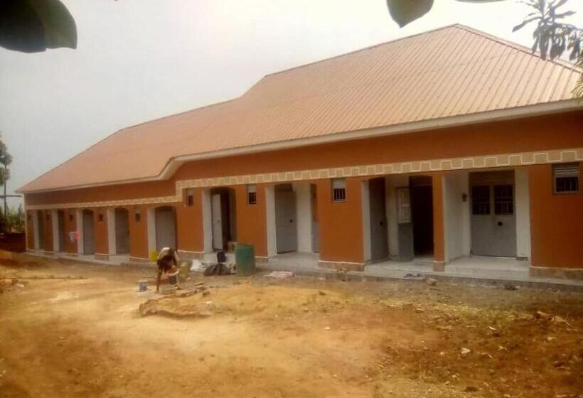 Lukwanga Avenue Air B&b