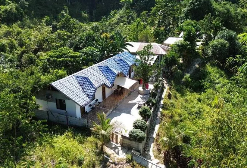 Majatalo Blue House
