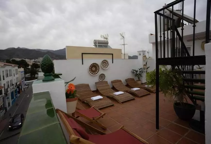 Majatalo Naim Guest House Nerja