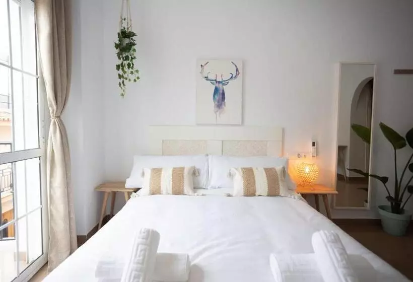 Majatalo Naim Guest House Nerja