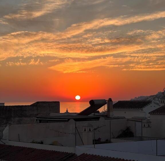 پانسیون Naim Guest House Nerja