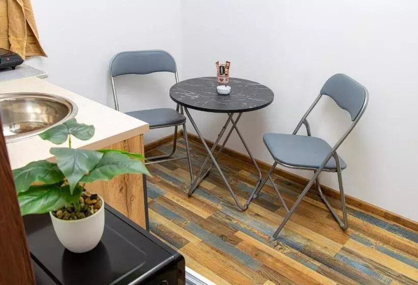 ペンション Navial