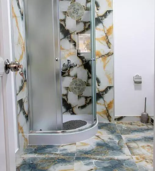 ペンション Navial