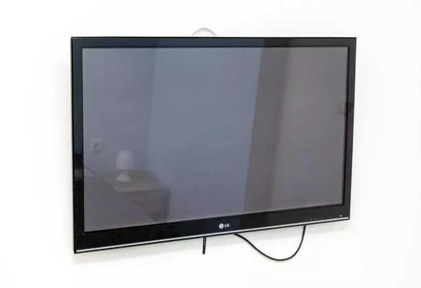 ペンション Navial