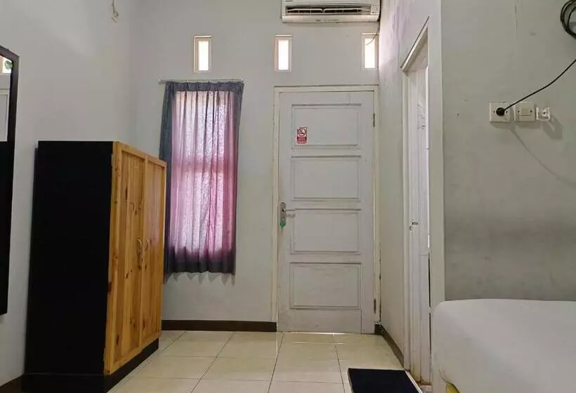 پانسیون Oemah Jawa Guesthouse Jember