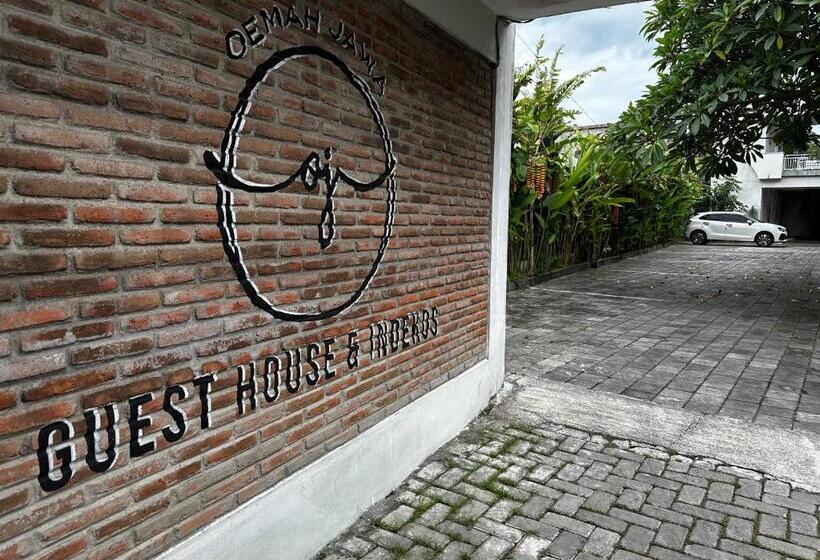 پانسیون Oemah Jawa Guesthouse Jember