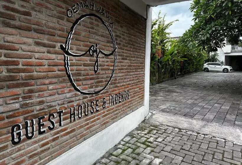 پانسیون Oemah Jawa Guesthouse Jember