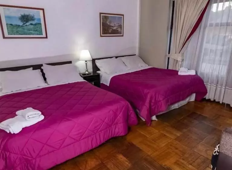 Pension Oriente Hostal