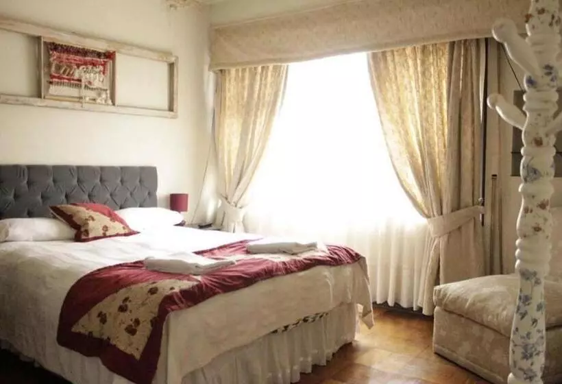 Pension Oriente Hostal