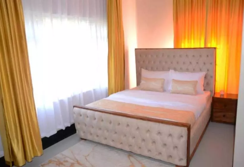 پانسیون Rx Suites