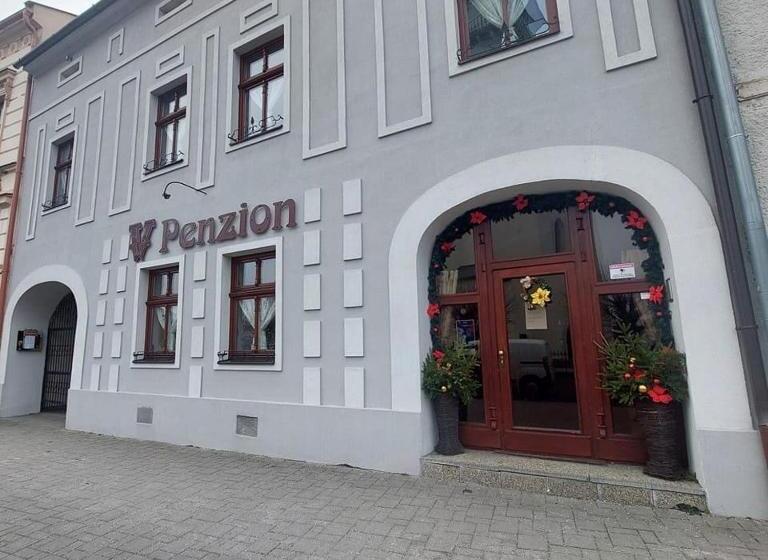 펜션 Schiller Haus&restaurant