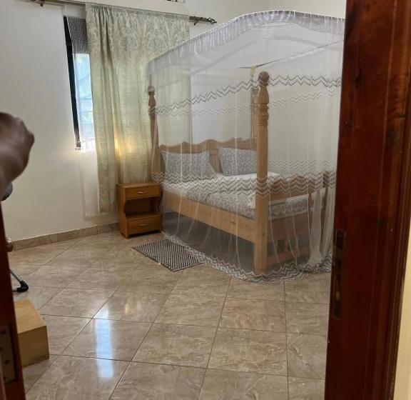 پانسیون Tropical Oasis Retreat