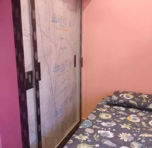 ペンション Uk Guest House