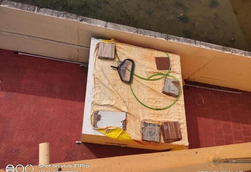 Pensão Uk Guest House