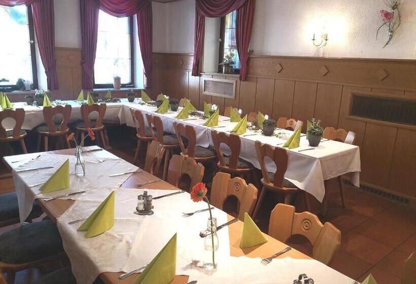 Albergue Gasthaus Rotes Ross