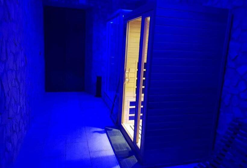 مبيت وإفطار Spa Suite 21