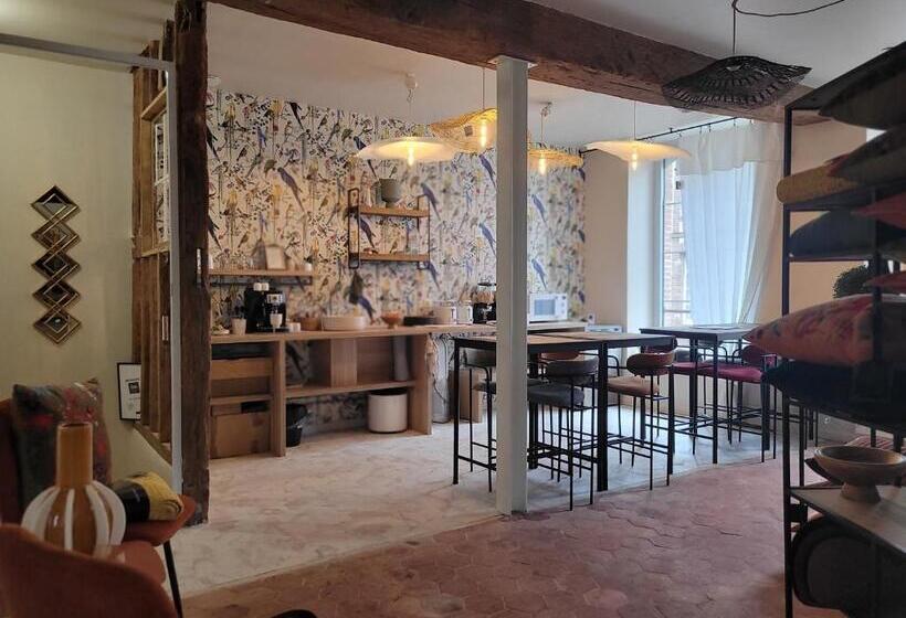 Bed and Breakfast Tresors De Sens