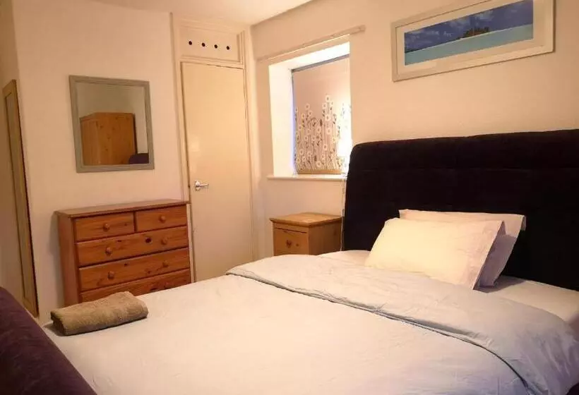 Hotel Apartemen/