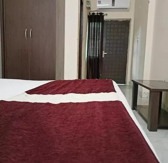 Hotel Atrium Inn