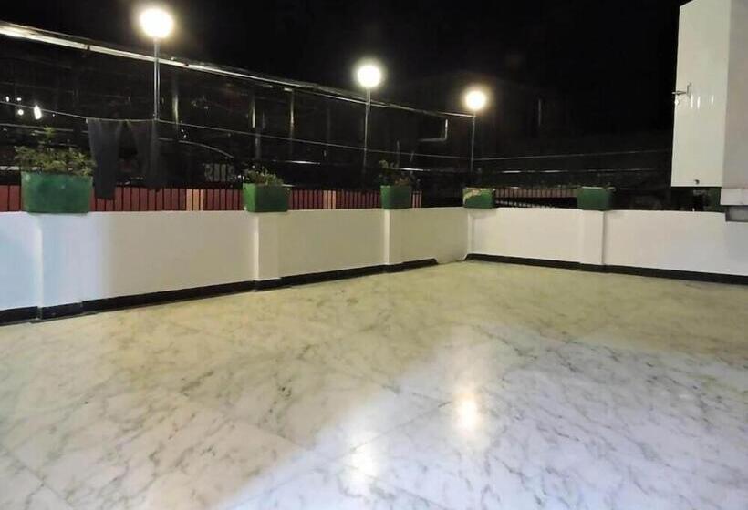 ホテル Chaman Palace