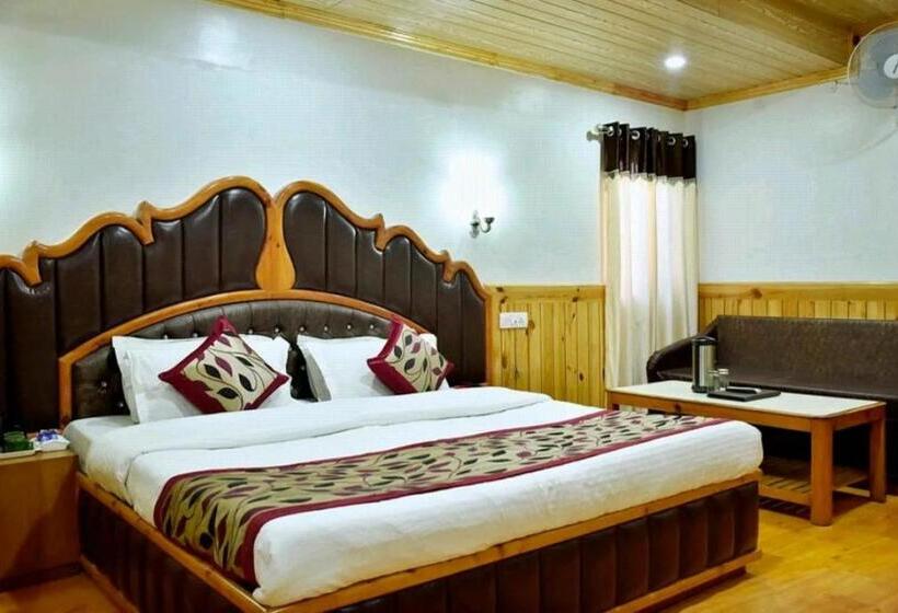 ホテル Chaman Palace