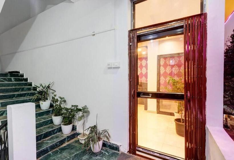 Отель Super Collection O Ashirbad Lodge