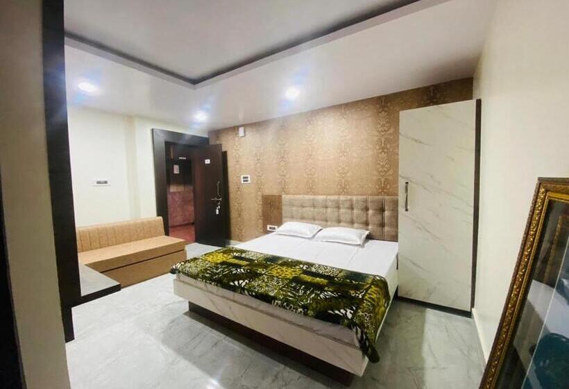 Hotel Jagananath Palace