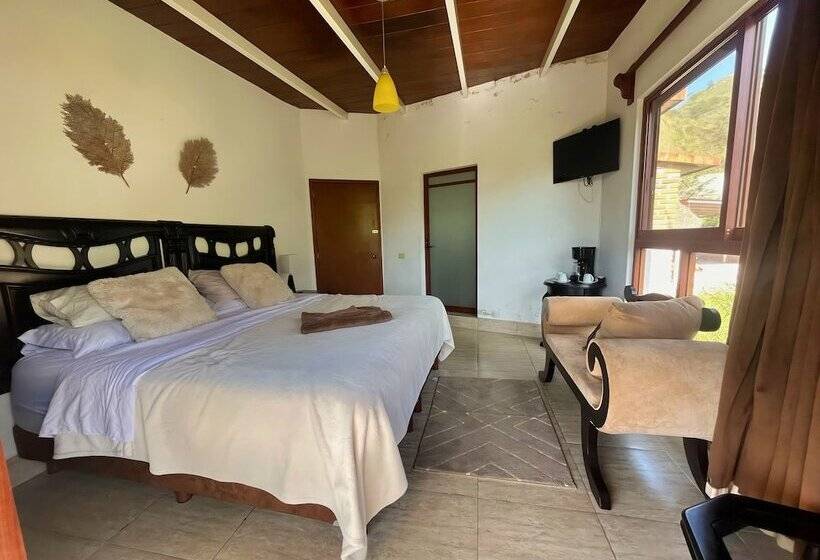 Hotel La Palapa & Posada Mía