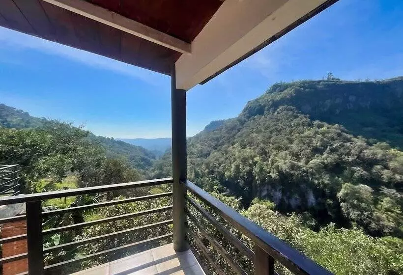 Hotelli La Palapa & Posada Mía