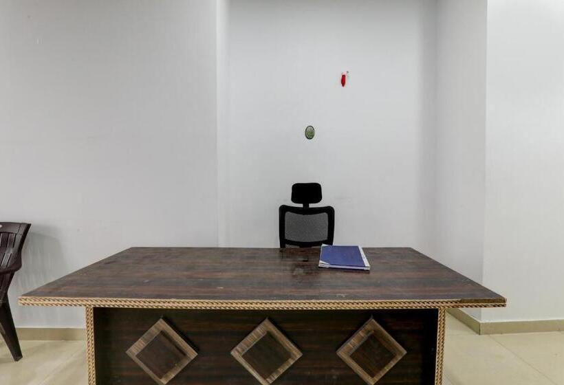 בית מלון כפרי Oyo Rooms Barabanki