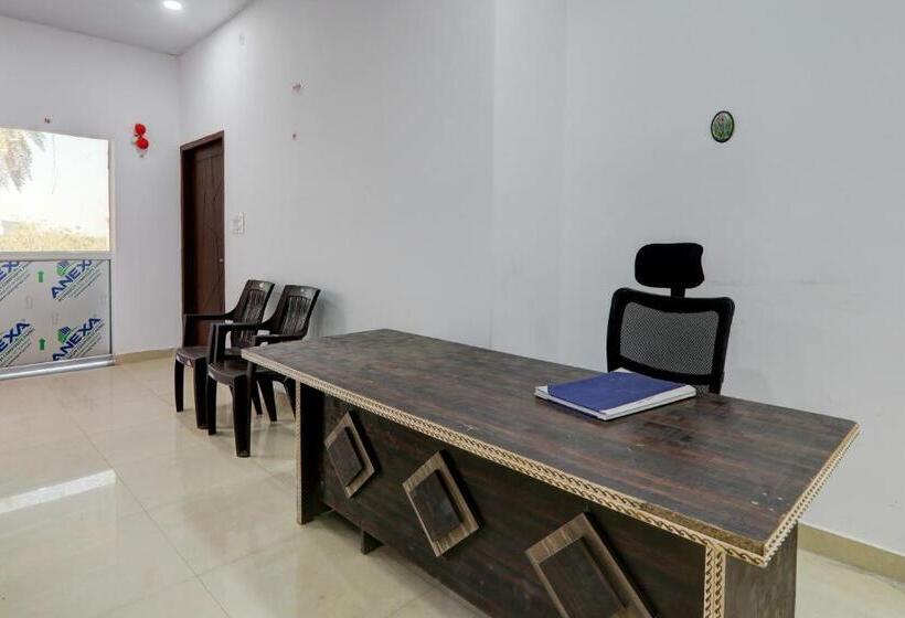 בית מלון כפרי Oyo Rooms Barabanki
