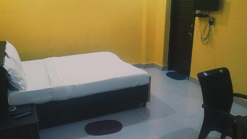 酒店 The Knights Inn