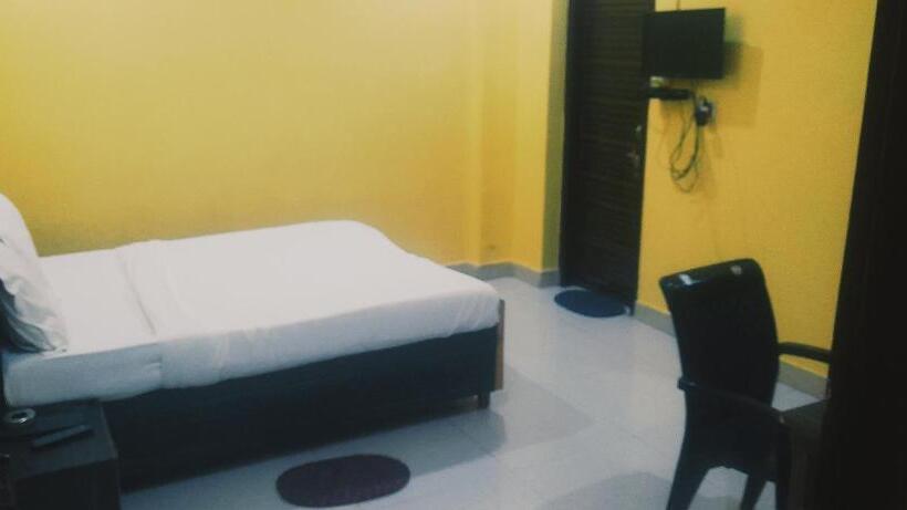 酒店 The Knights Inn