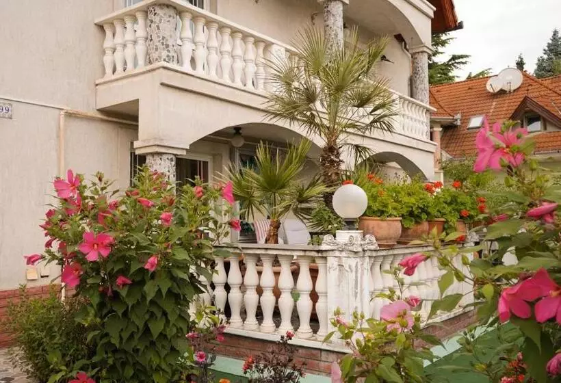 Hévíz Kristály Apartman