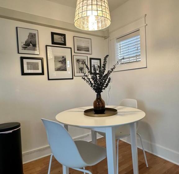 ペンション Classic Luxury Tudor And Garden Studio