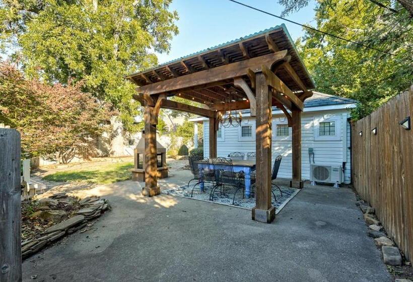 ペンション Classic Luxury Tudor And Garden Studio