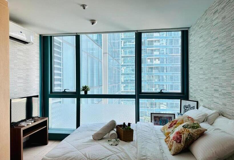 Uptown Bgc 1br Suite Room By Christine Suites Ph