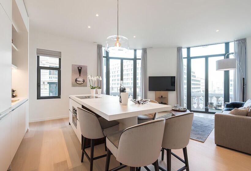 Downtown Brussels Splendor Suites