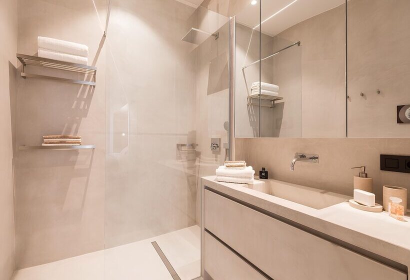 Downtown Brussels Splendor Suites